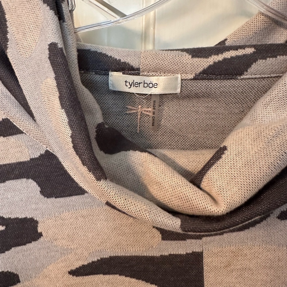 Tyler Boe Camou Dress XL